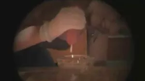 Ο Tanner Mayes πήγε σε ένα kinky κατάστημα για να αγοράσει μερικά νέα σέξι...