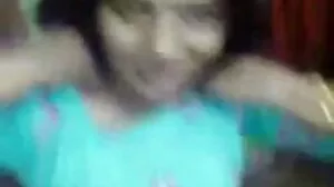 Το να κατασκοπεύω το ζουμερό μου λατίνο βήμα είναι όλη μέρα