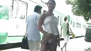 Έφηβος ερασιτέχνης σπασμωδικός κόκορας pov
