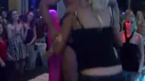 Η Leonora Topete squirting