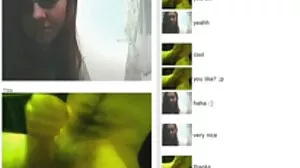 Η Cindy Starfall απλώνει το σφιχτό της ασιατικό μουνί