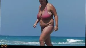 Σέξι ώριμη ξανθιά πορνοστάρ Krissy Style πρωκτού και προσώπου