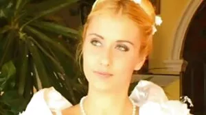 Ο αφελής TEEN δεν έχει ιδέα για τις κατασκοπευτικές κάμερες